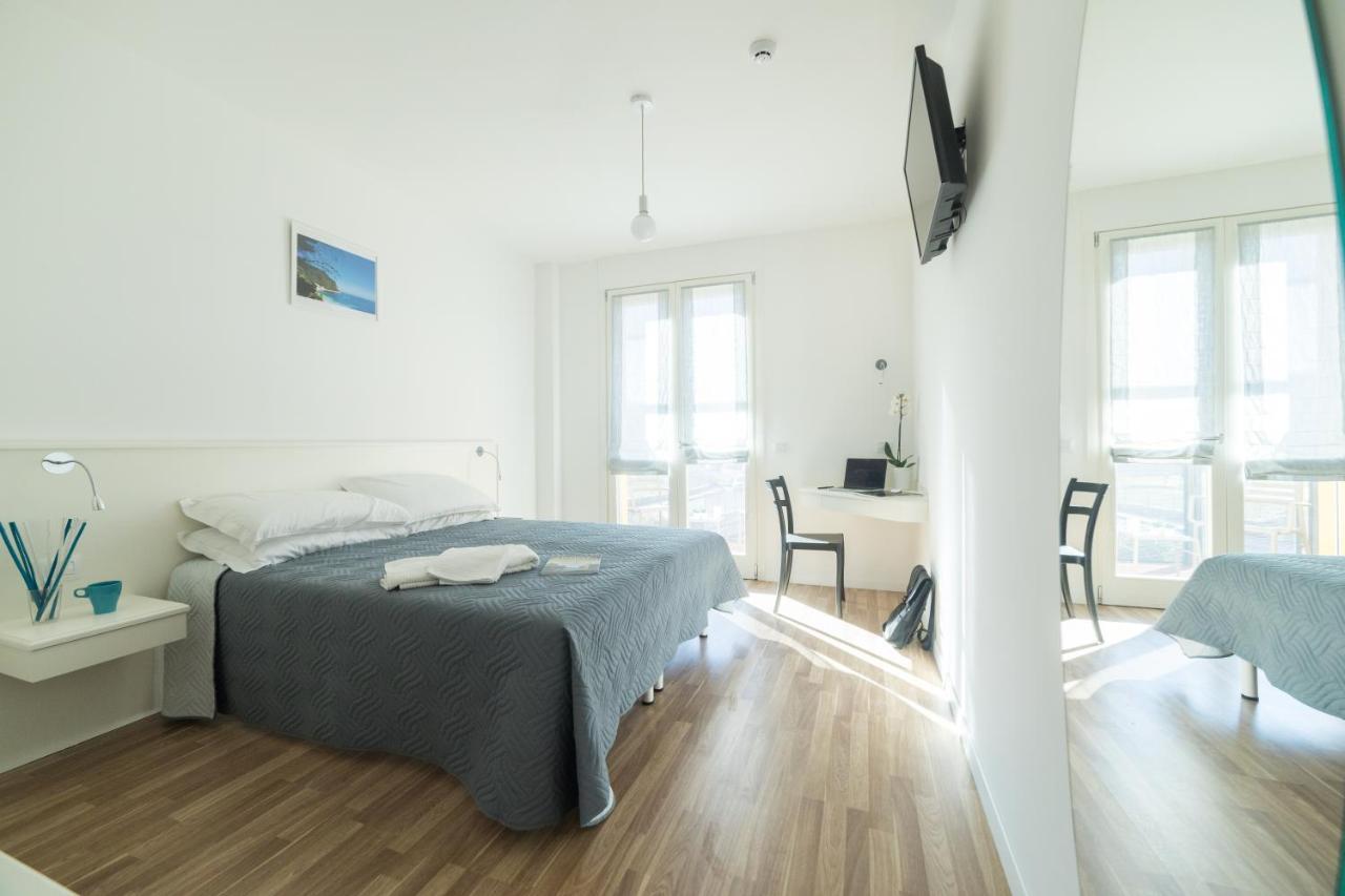 Aspio Residence Камерано Экстерьер фото